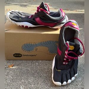 Vibram Women’s Speed XC Sz 40